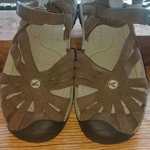 Keen Rose Sandals Size 8